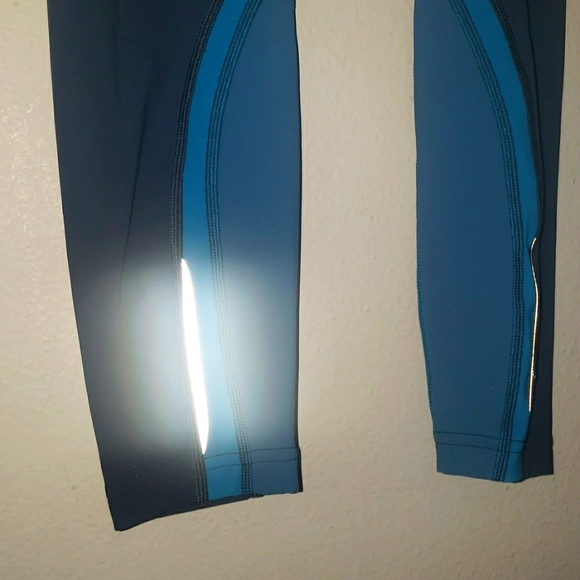 Lululemon Wild Twist 7/8 Tight *25" - Picture 6 of 11